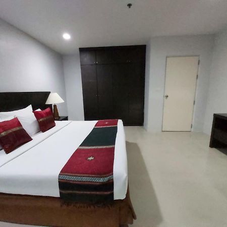 Ampo Residence Αγιουτάγια Εξωτερικό φωτογραφία