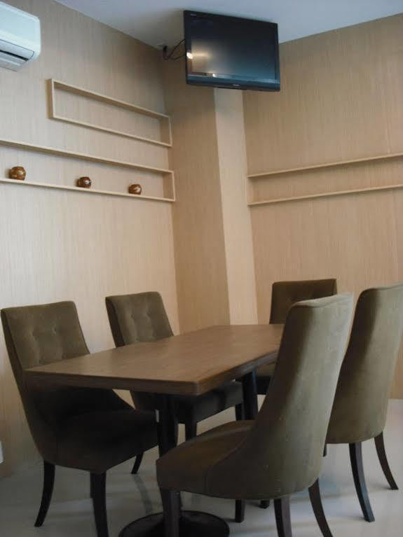 Ampo Residence Αγιουτάγια Εξωτερικό φωτογραφία