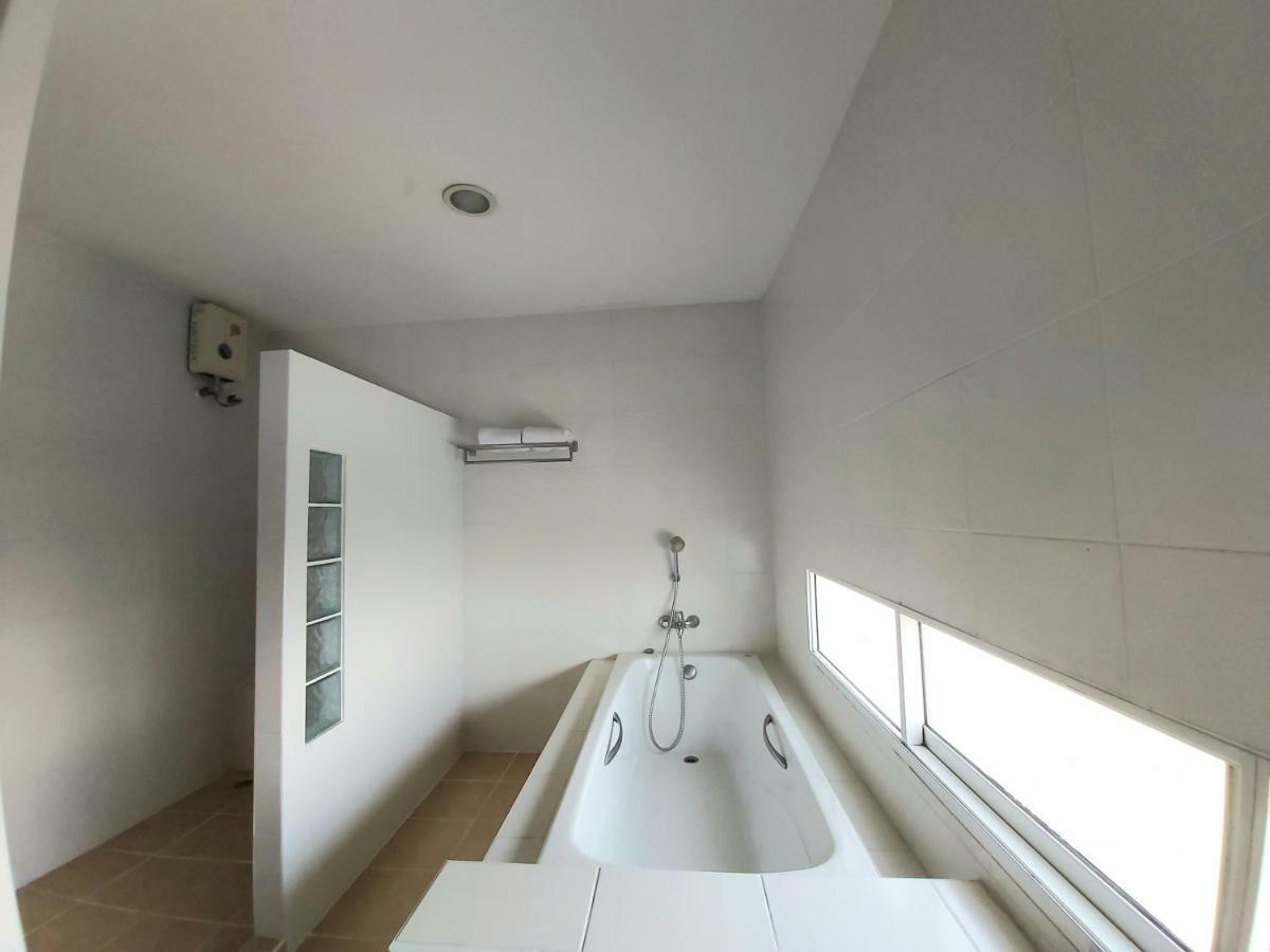 Ampo Residence Αγιουτάγια Εξωτερικό φωτογραφία